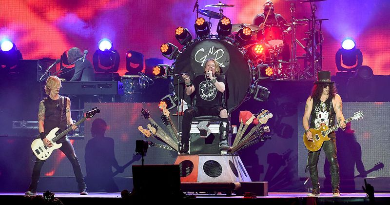 After Motley Crue biopic, Slash says film on Guns N' Roses 'doesn't even seem possible'