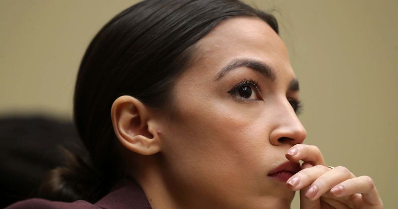 Nancy Pelosi dismisses Alexandra Ocasio-Cortez's left-wing policies, says just 'five people' in Democratic party hold such views