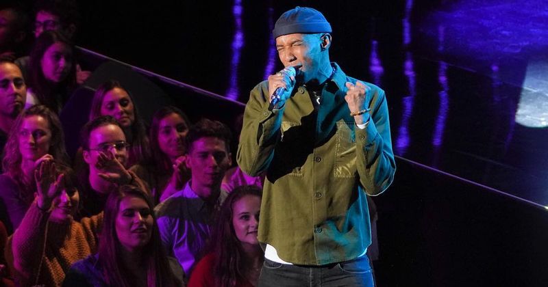 'American Idol' season 17 contestant Dimitrius Graham has a fan base that adores him. Here's why