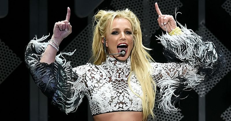 Britney Spears gets day pass from mental health facility for Easter Sunday, spends it with boyfriend Sam Asghari