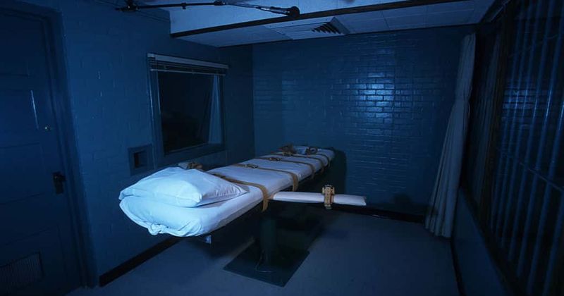 South Carolina may use firing squad as alternative death penalty method due to drug shortage for lethal injection
