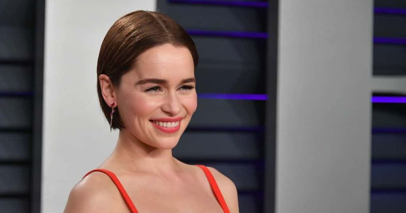 'Game of Thrones' Emilia Clarke hits New York's streets impersonating Jon Snow to promote finale season