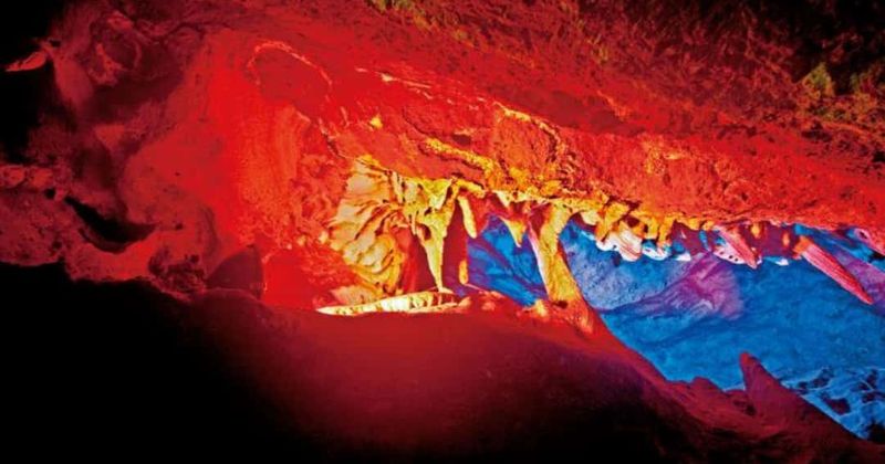 Chinese tourists smash, destroy 'million-year-old' stalactite to take home as 'souvenirs'