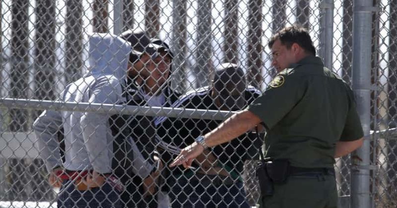 Pentagon assigns 320 troops for 'babysitting' illegal immigrants so border agents can resume patrolling