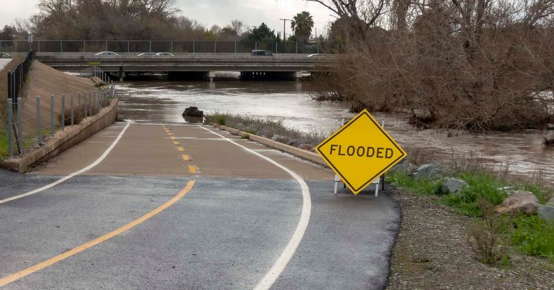 2-year-old Indiana boy drowns after mother misses 'high water sign' and drives onto a flooded road