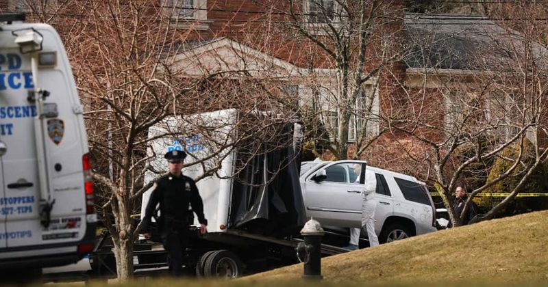Newborn found dead in trashcan in the Bronx, parents yet to be located