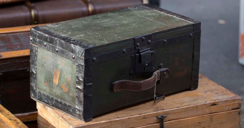 Arizona mom starved son, 3, to death, hid his body in a toy chest in rental home and then moved out