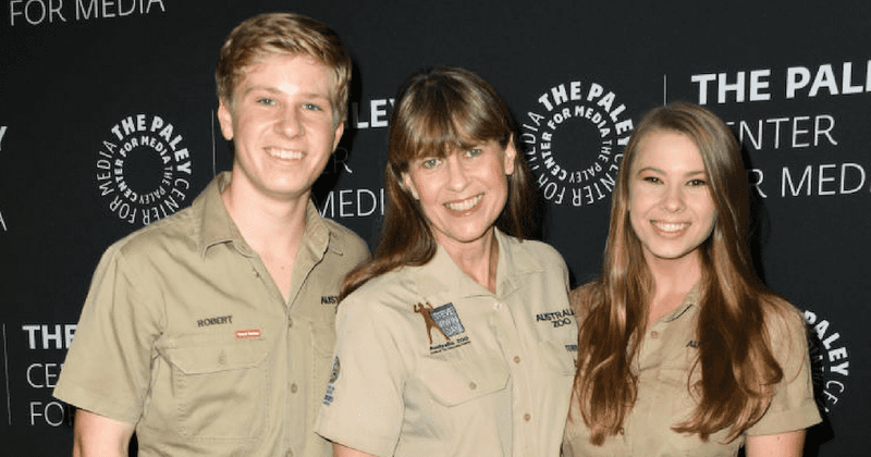 Bindi, Terri and Robert Irwin host gala dinner in LA to celebrate Steve's legacy