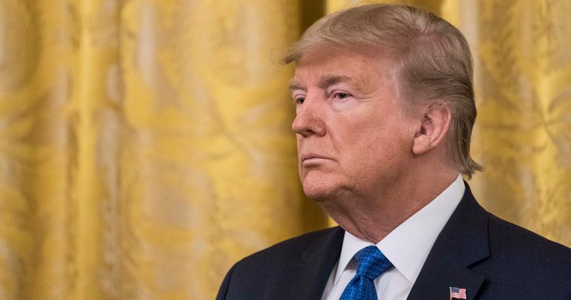 Stocks tumble right after Trump threatens to hike tariffs on $200B of Chinese imports