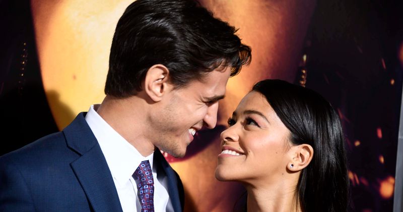 'Jane the Virgin' star Gina Rodriguez ties the knot with beau Joe LoCicero
