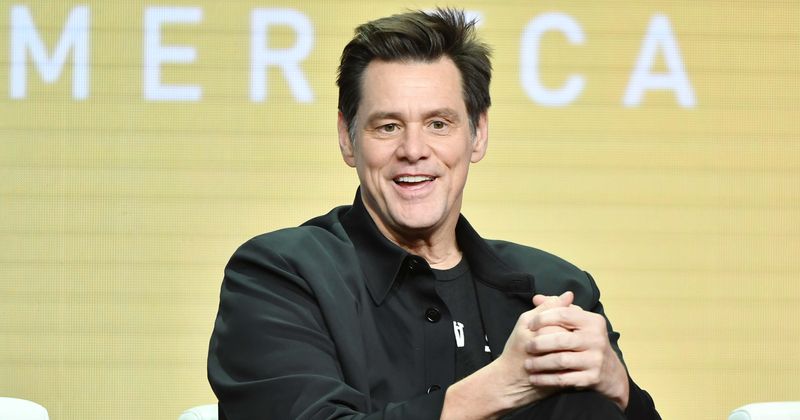 Jim Carrey paints a series of mean portraits on Trump and no one knows where to look
