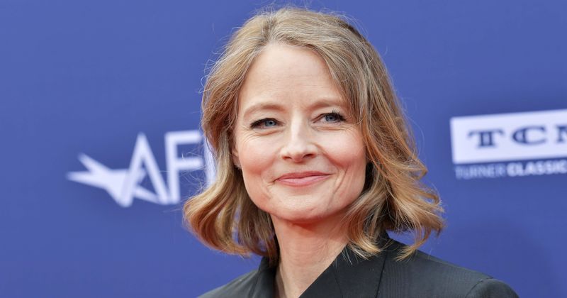 Jodie Foster's estranged father died in one-bedroom apartment nearby daughter's $15 million mansion