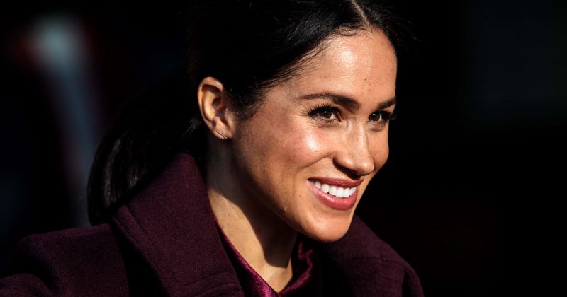 Meghan Markle wrote a touching apology letter to classmates for skipping 20-year high school reunion
