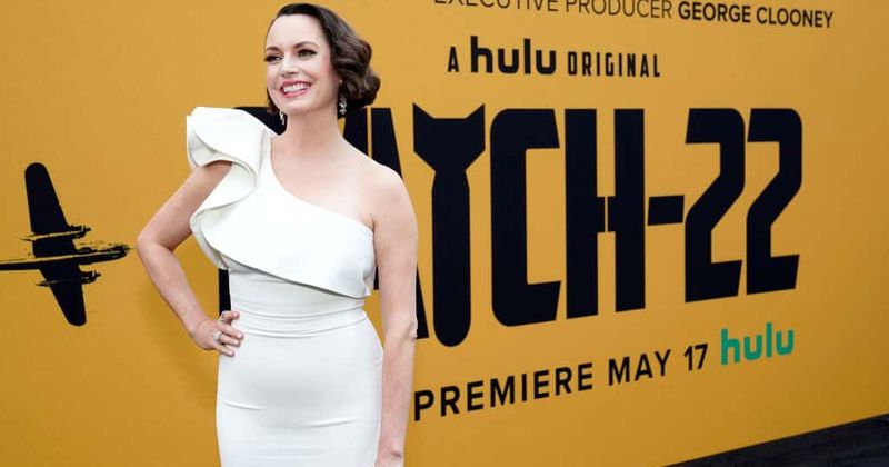 Julie Ann Emery says 'Catch-22' co-star and director George Clooney was inclusive, 'charming, kind and incredibly smart'