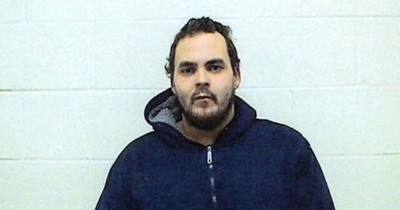 Wanted man agrees to turn himself in if his mugshot gets 15,000 likes on Facebook, share Connecticut police
