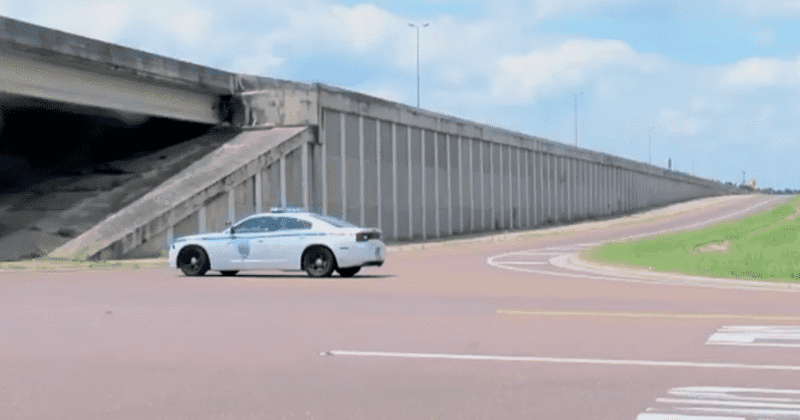Police officer accused of sexually assaulting a minor commits suicide on the I-220 after news of abuse surfaces