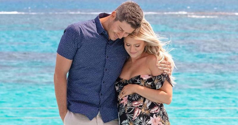 'The Bachelor' season 22 couple Arie Luyendyk Jr and Lauren Burnham welcome baby girl