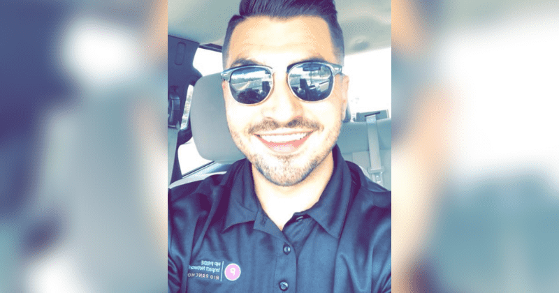Uber driver shoots passenger to death after his boyfriend vomits in the car and they argue about clean-up fee