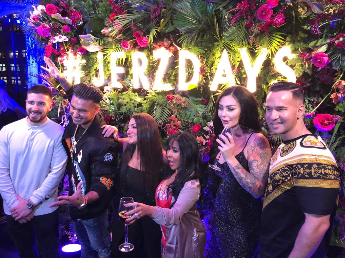 The cast of 'Jersey Shore Family Vacation' (Twitter)