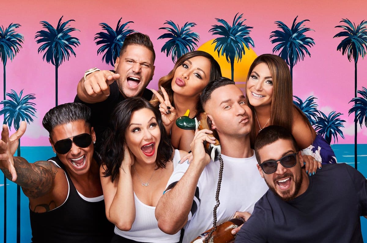 Pauly D is the tannest of the 'Jersey Shore Family Vacation' cast. (Twitter)