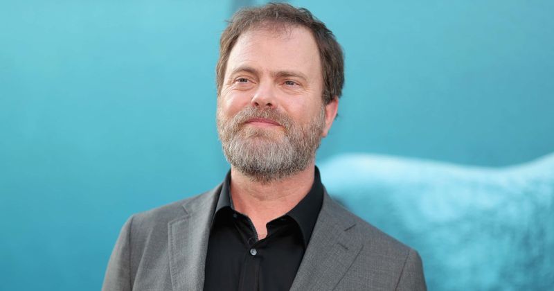 'The Office' star Rainn Wilson proves racism is real, shares disturbing photo of noose tied to tree in friend's front yard