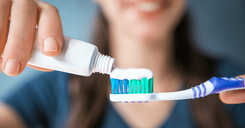 Brushing and flossing teeth can help postpone Alzheimer's disease, new research shows