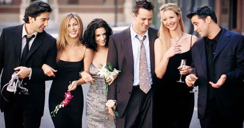 'Friends' reunion closer to reality after Jennifer Aniston says she and co-stars are open to the idea