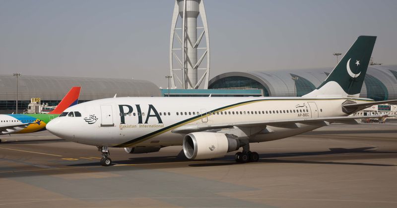Female passenger opens plane emergency exit mistaking it for the toilet, delays flight by seven hours