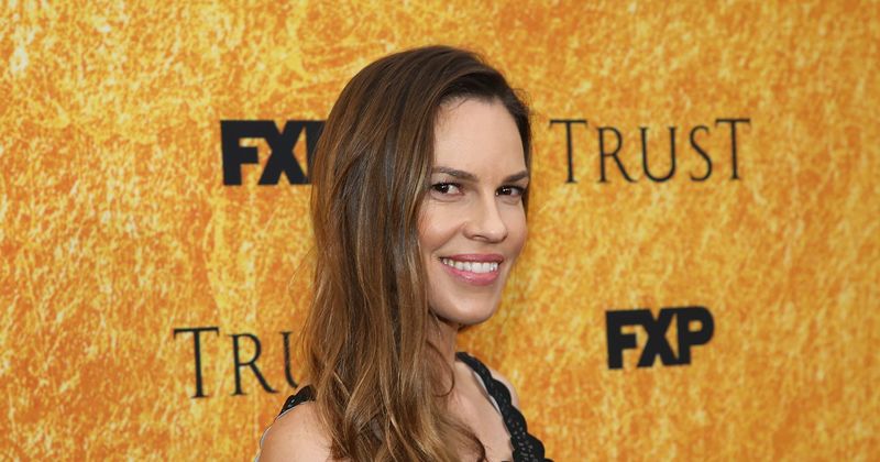 'I am Mother' star Hilary Swank calls Netflix sci-fi thriller a 'really smart, thought-provoking movie'