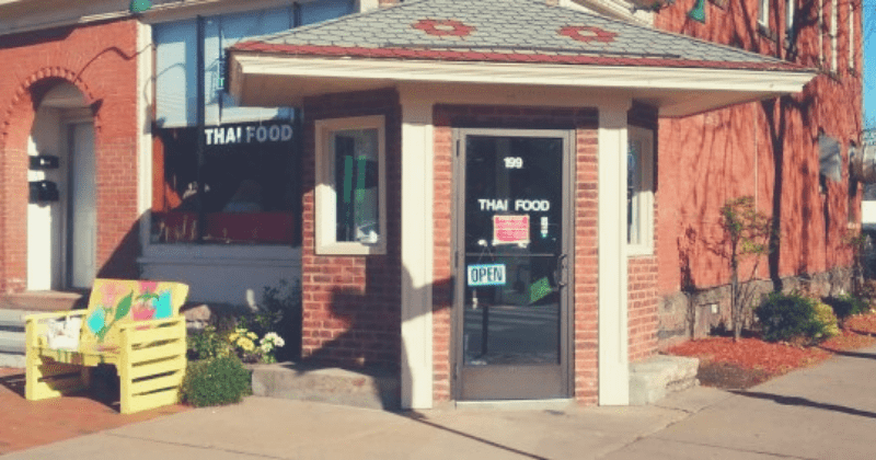 Connecticut restaurant shuts after 'reddish brown liquid' starts dripping from ceiling; police find decomposing body in apartment upstairs