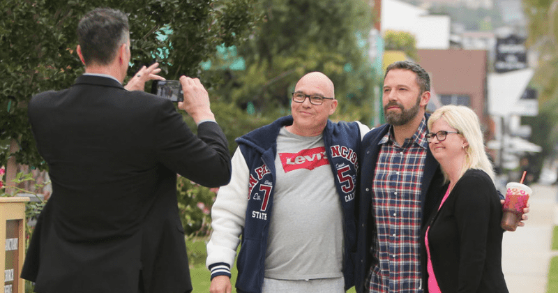 Ben Affleck poses with delighted fans during Father's Day outing with his 3 kids