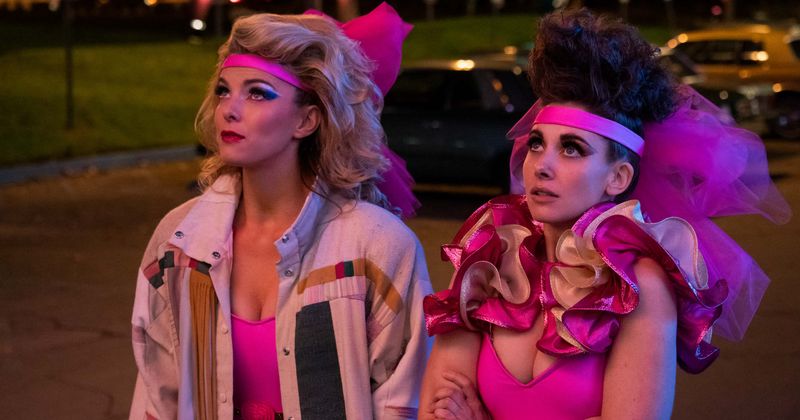 'Glow' season 3 introduces Geena Davis while focussing on addiction, anxiety and our favorite ladies overcoming all odds in Las Vegas