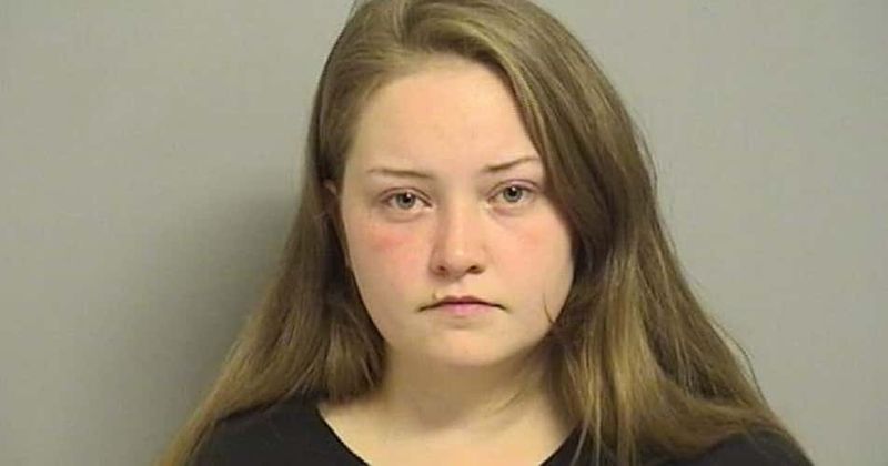 Mother arrested after she left 14-month-old baby in a hot car for over 20 minutes while she went to a liquor store