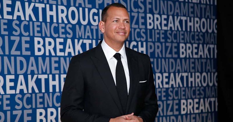 Alex Rodriguez furious about claims that he stiffed his ex-wife on child support payment