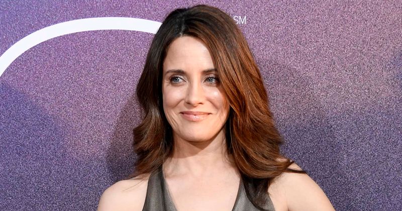 'Euphoria' actress Alanna Ubach dissects dysfunctional Suze, breaks down Cassie's quest for 'external gratification' through sex