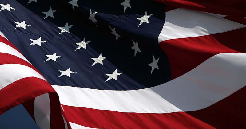 Disabled veteran facing eviction from Colorado apartment for displaying American flag as it made 'property look undesirable'