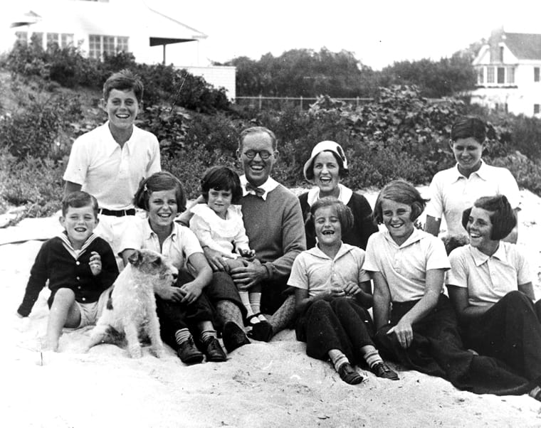 Robert (1st from left) was the seventh child of Joseph Kennedy Sr. and Rose Kennedy (Source: Wikipedia)