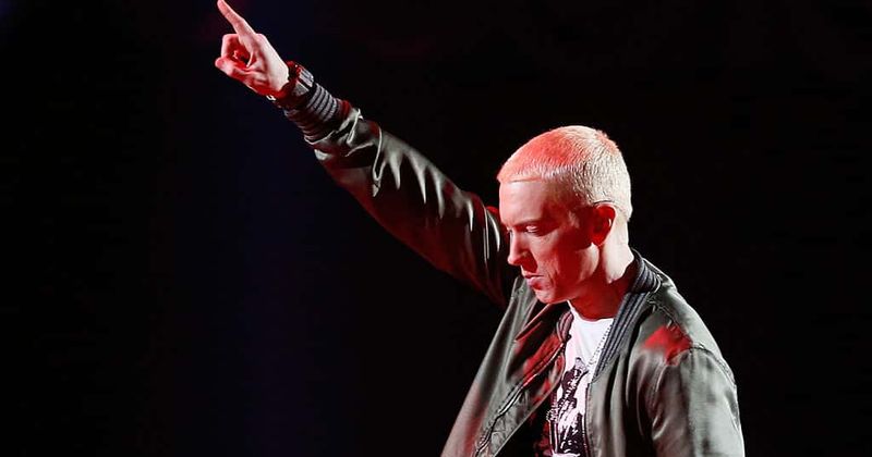 Eminem celebrates 10 years of being sober with an extremely inspirational photo