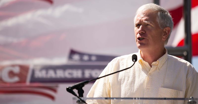Alabama Rep. Mo Brooks says Republicans are retiring en masse due to fear of assassination