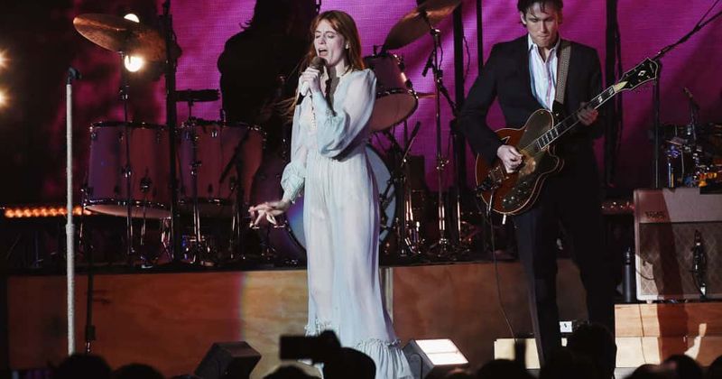 Florence + The Machine join Instagram to announce new song 'Hunger'