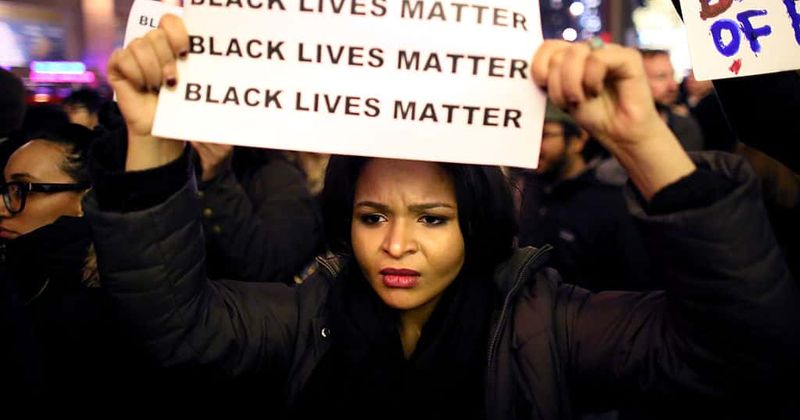 Alabama Waffle House justifies black woman's arrest as Black Lives Matter activists call for boycott