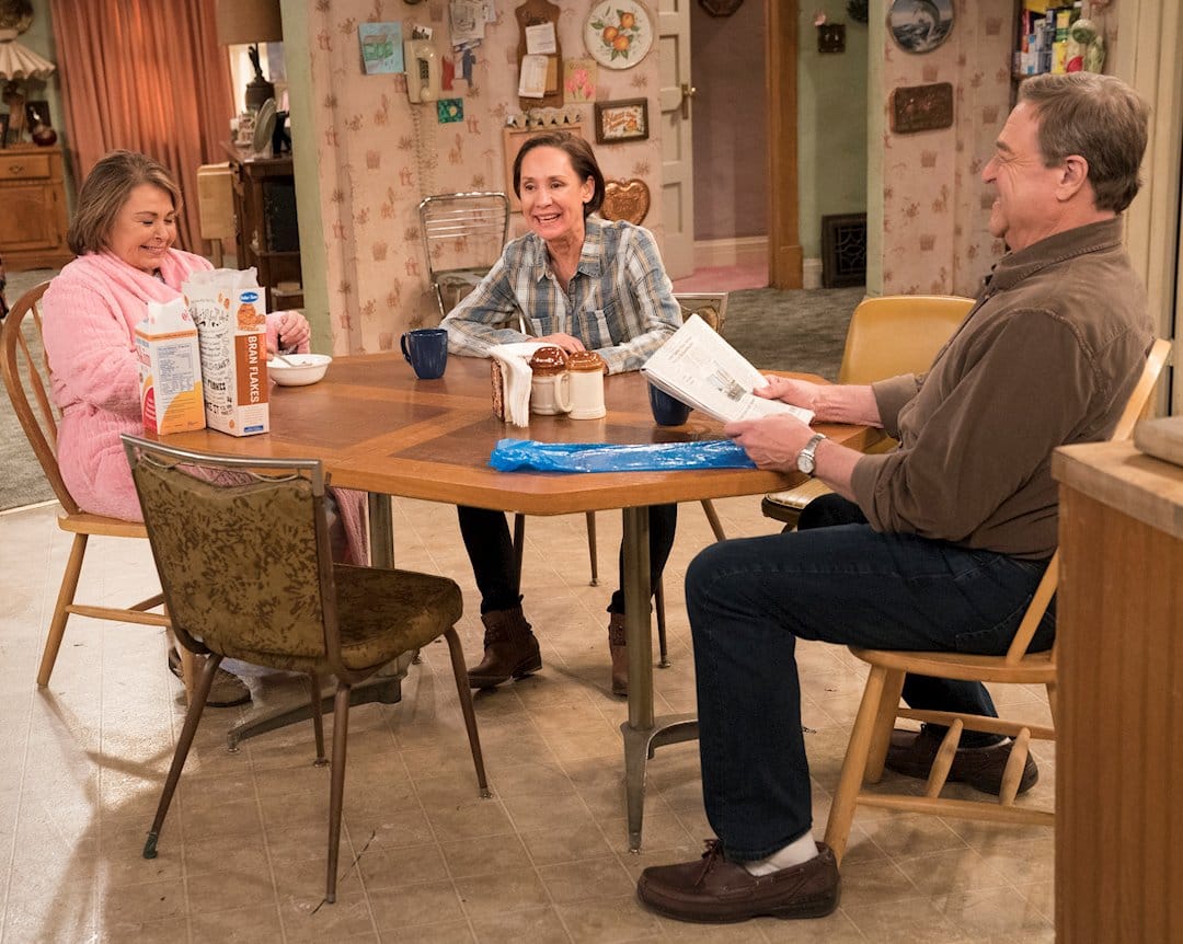Roseanne, Jackie and Dan from 'Roseanne' (Twitter)