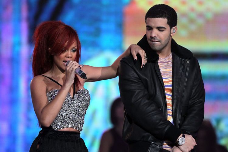 Singer Rihanna (L) and rapper Drake perform during the 2011 NBA All-Star game halftime show at Staples Center on February 20, 2011 in Los Angeles, California. (Photo by Jeff Gross/Getty Images)