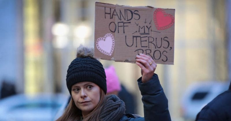 Iowa governor signs 'fetal heartbat' law, banning nearly all abortions in state