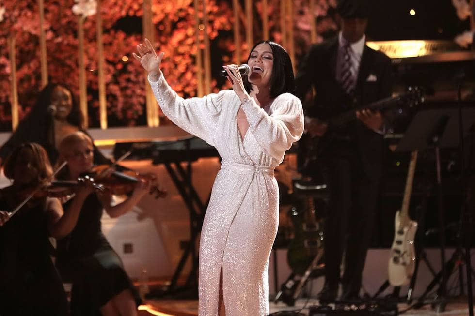 Jessie J performs on stage. (Image Source: Slate PR)