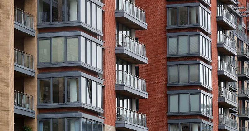 6-year-old girl dies after falling from third-storey window while jumping on bed with another child