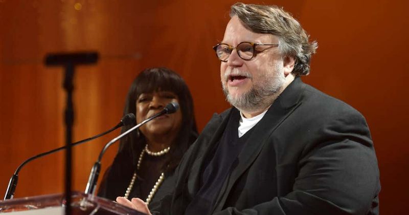 Guillermo del Toro to direct Netflix's first horror anthology series '10 Past Midnight'