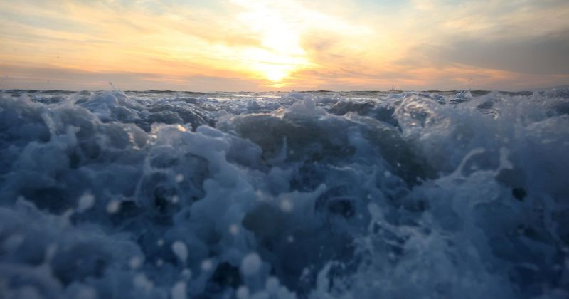Republican lawmaker explains rising sea levels, says it's a result of rocks falling into the ocean