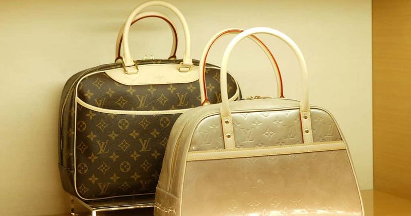 LETHAL LUXURY Michigan man puts life at risk and dodges bullets from robber's gun: "You’re not getting my Louis Vuitton"