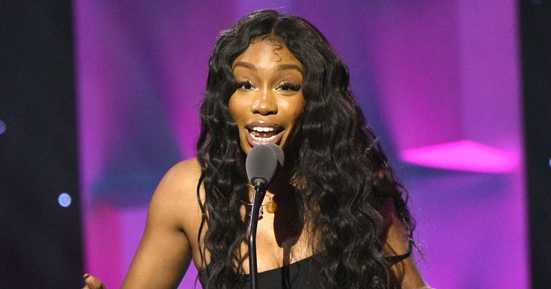 SZA claims that her vocal cords are "permanently damaged"